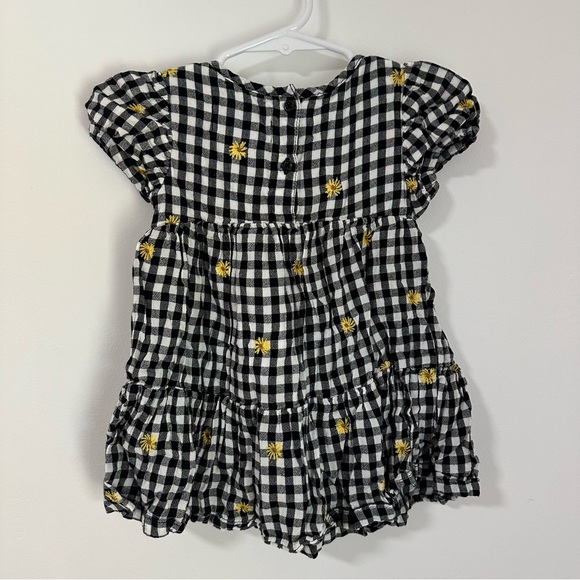 Old Navy Baby Girls Dress - Picture 2 of 6